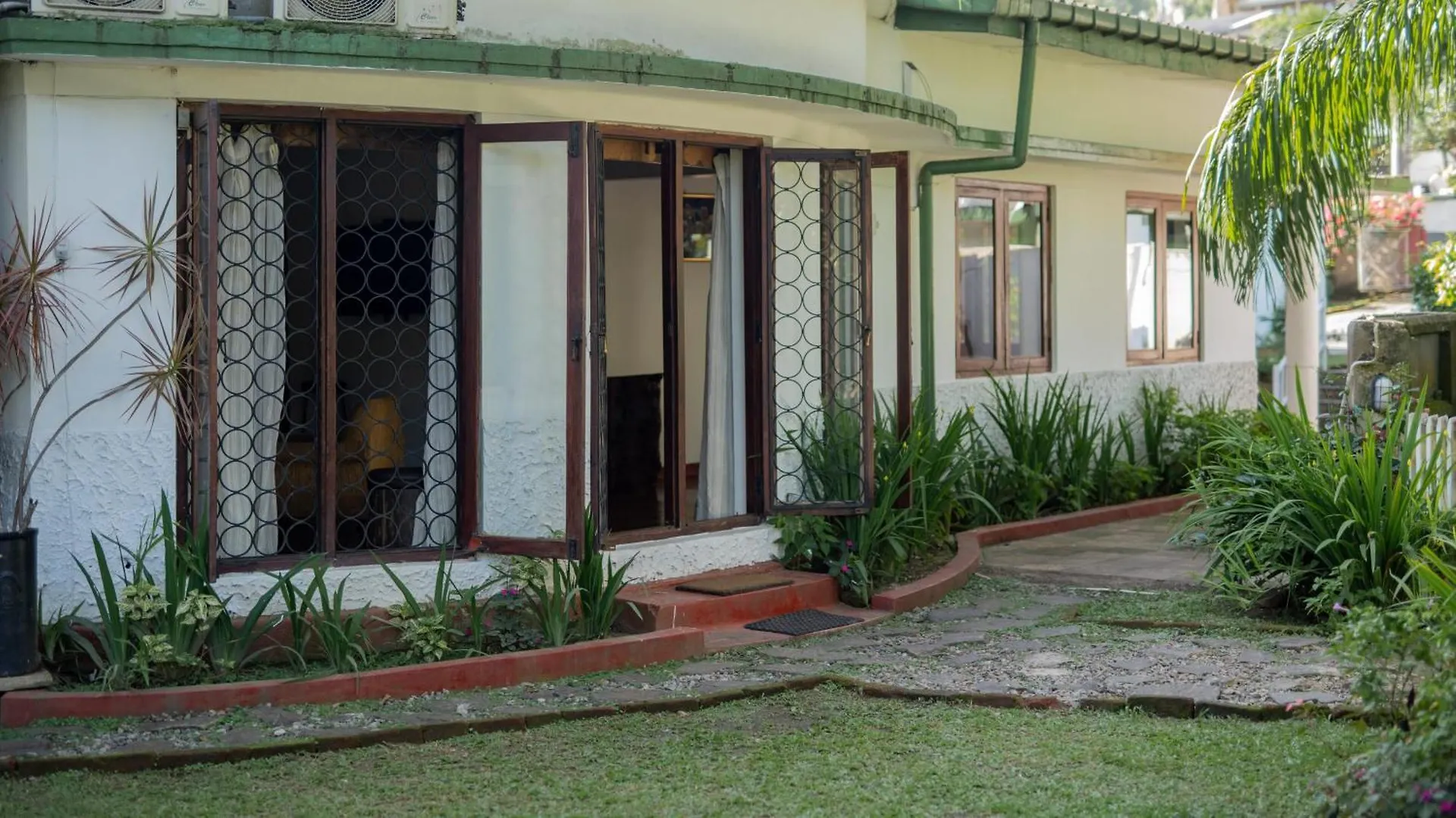 Kandy Boutique Villa By Fortuna Bungalows