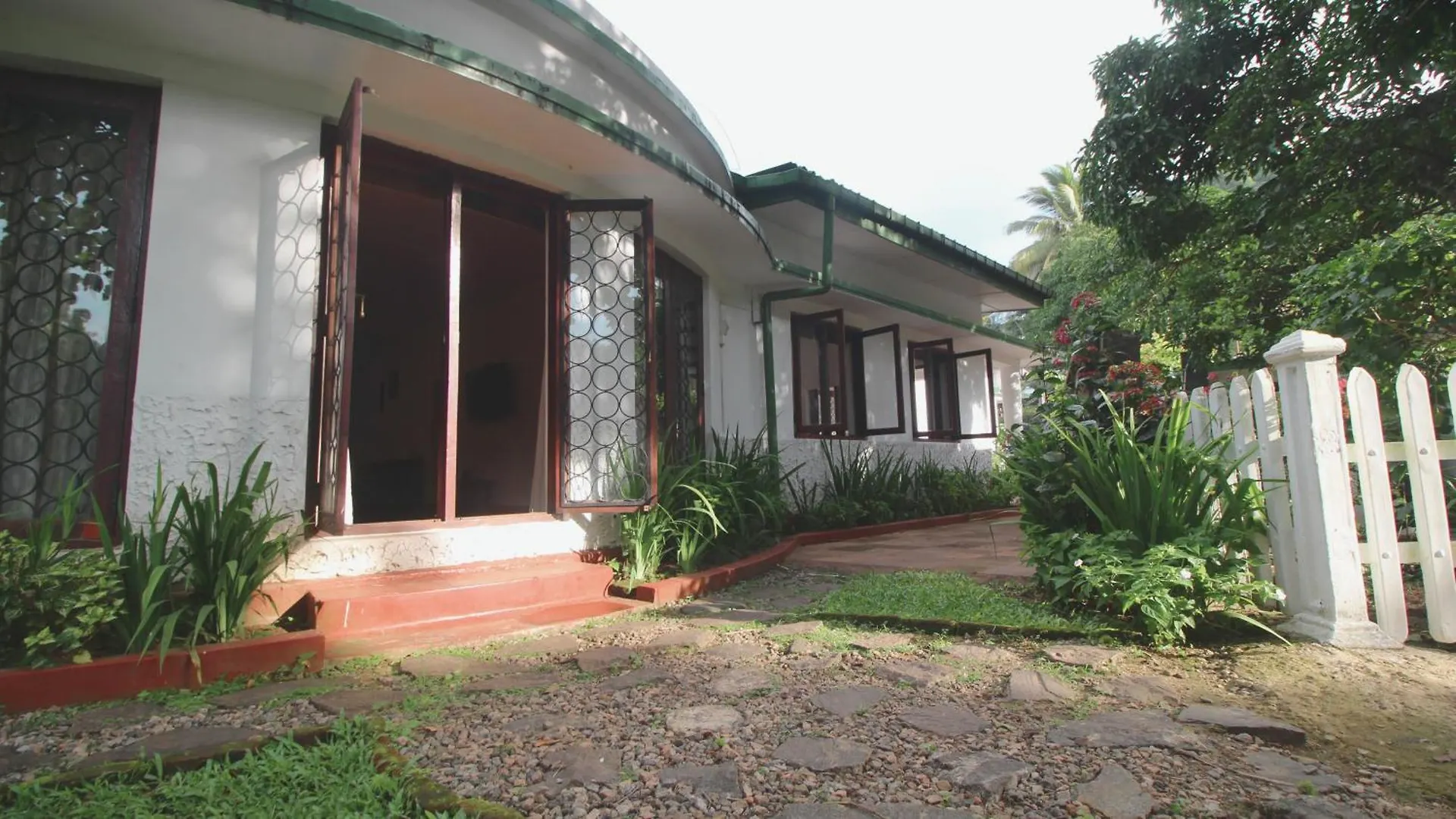 Kandy Boutique Villa By Fortuna Bungalows Sri Lanka